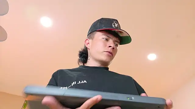 Nascary_Fox webcam