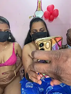 Payal_143 webcam