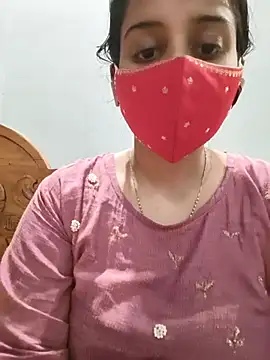 Tamil_shalini live cam on StripChat