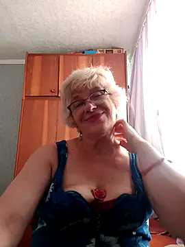 52MiaLove02 webcam