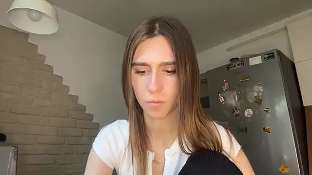 ZaraGuyette webcam