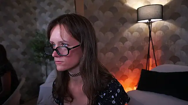 DolphinMorgentau live cam on StripChat