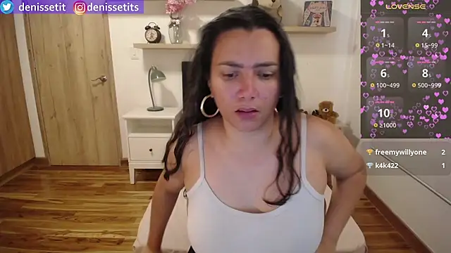 DenisseTits webcam