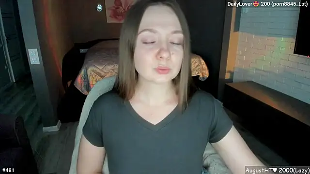 LizaGost live cam on StripChat