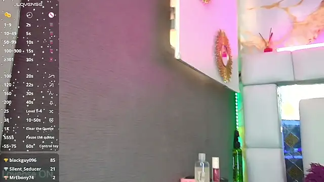 Aisha-Saadi webcam