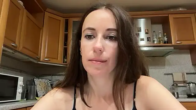 Flamingo_Queen live cam on StripChat