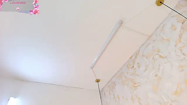 ariannaruiz webcam