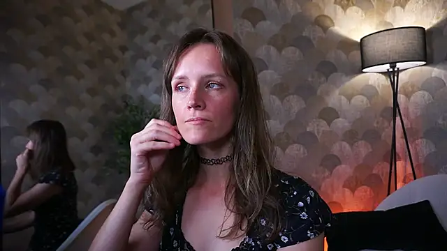 DolphinMorgentau live cam on StripChat