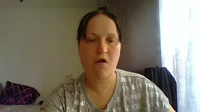 _squirty_cum_lady_ live cam on StripChat