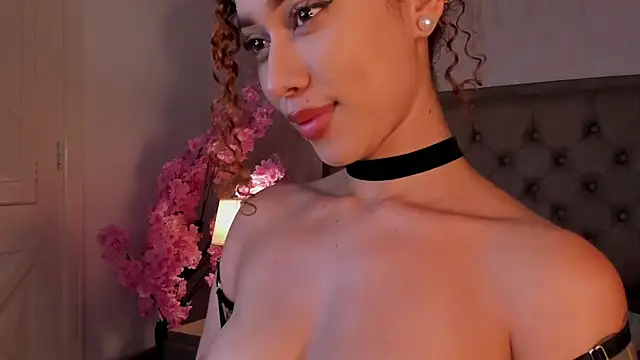 Sienna_brunette webcam