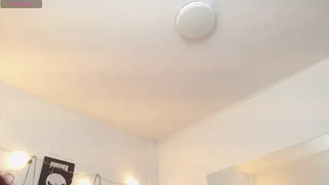 Karlaa_Doll live cam on StripChat