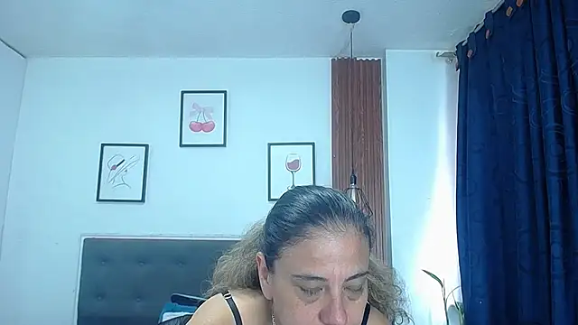 sasi_luna webcam