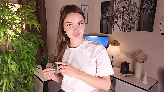 Nicole_Keller webcam