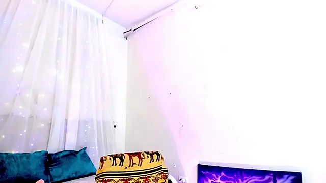 lilahSweet webcam