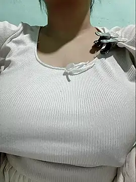 Shine_Mai webcam