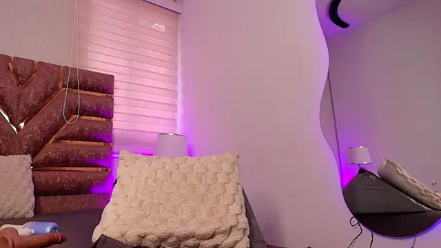 sofia_go_ - Sofia_go_'s free webcam - UK Sex Cams