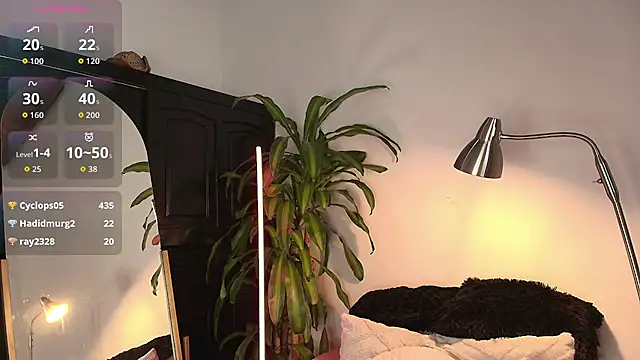 Mia_Volkova_