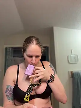 lolabunny9 webcam
