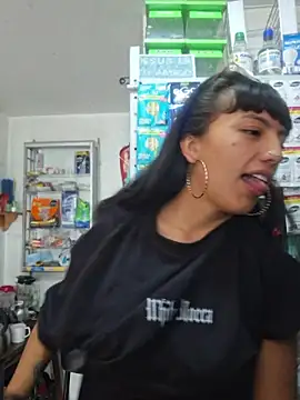 Cute_hollywood1 webcam