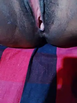 sexysexylaky webcam