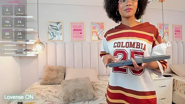 Megan__Hart_ webcam