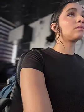 Isabella-Teen