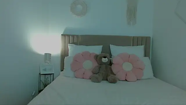 Your_Mashaa live cam