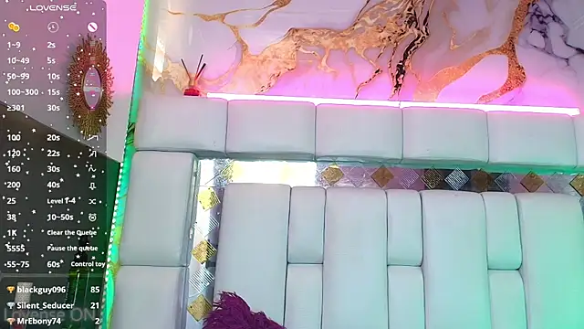 Aisha-Saadi webcam