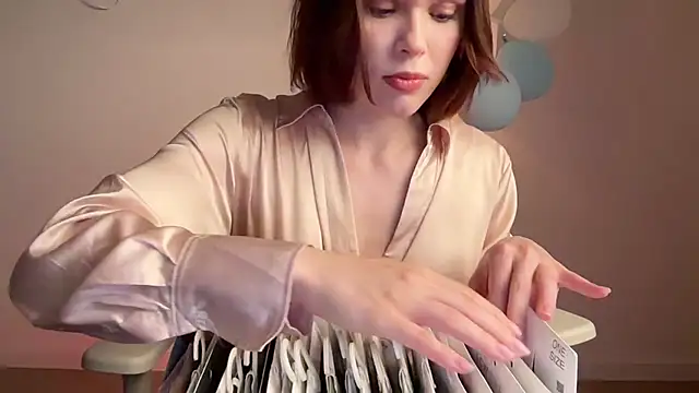 stacyluxxe webcam