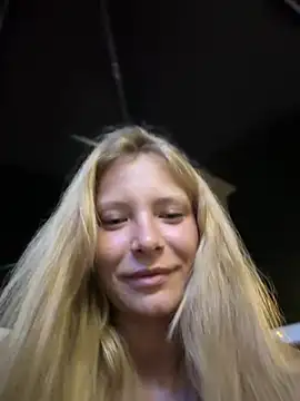 anastasiaaniess (F young) - :heart: to make me happy?:heart: