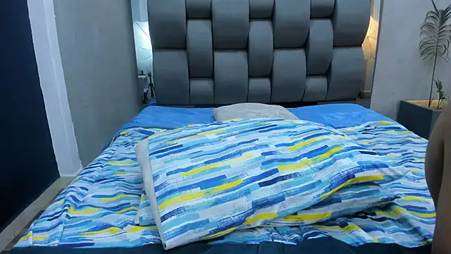 Charlie___Musk live cam on StripChat