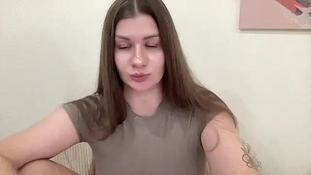 JuicyHelenX webcam