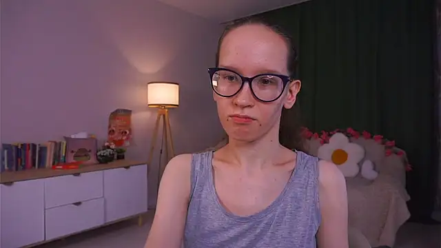 BettyBrowni webcam