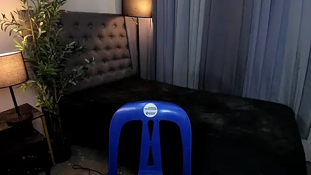 delightfulasianhugecock webcam