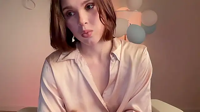 stacyluxxe webcam