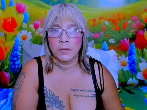 indianroxy webcam