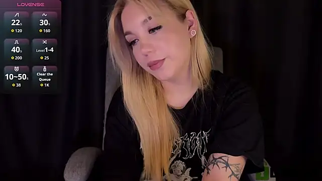 ariashaa webcam