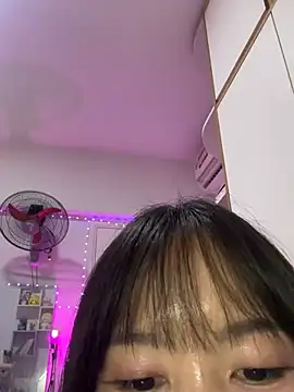 Lov3lily webcam