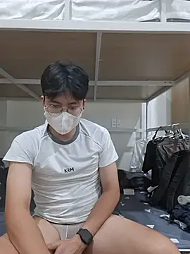 Gwencloudy's live cam