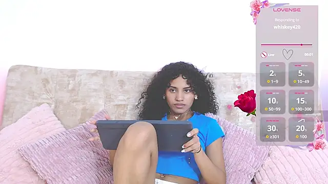 Corey_Bless live cam on StripChat