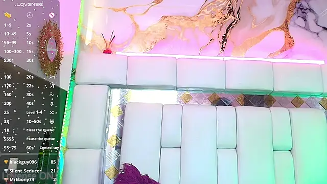 Aisha-Saadi webcam