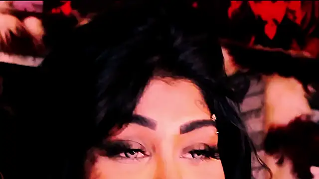 indian_dreamgirl webcam