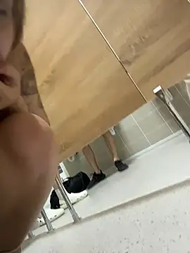 Liza_risky