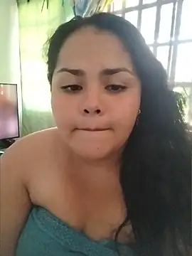 MiaBloom0 webcam