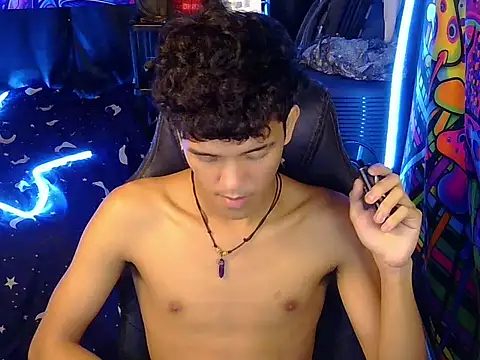 hugekenbigcock webcam
