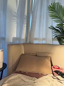 MiaFoxie_ webcam