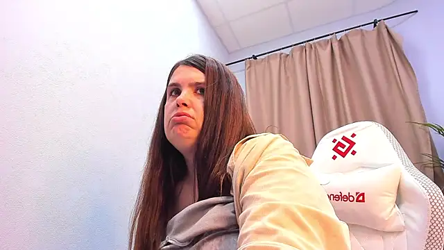 BattyMoll webcam