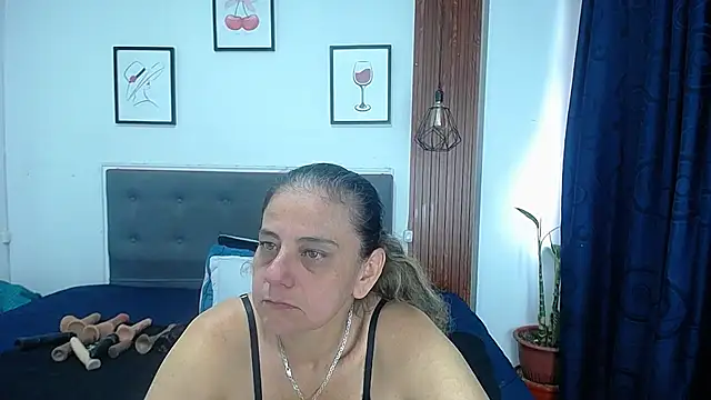 sasi_luna webcam