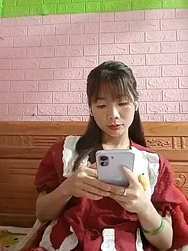 AmyLinee01 live cam on StripChat