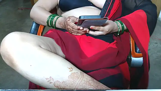 Cute_Mahi22 webcam
